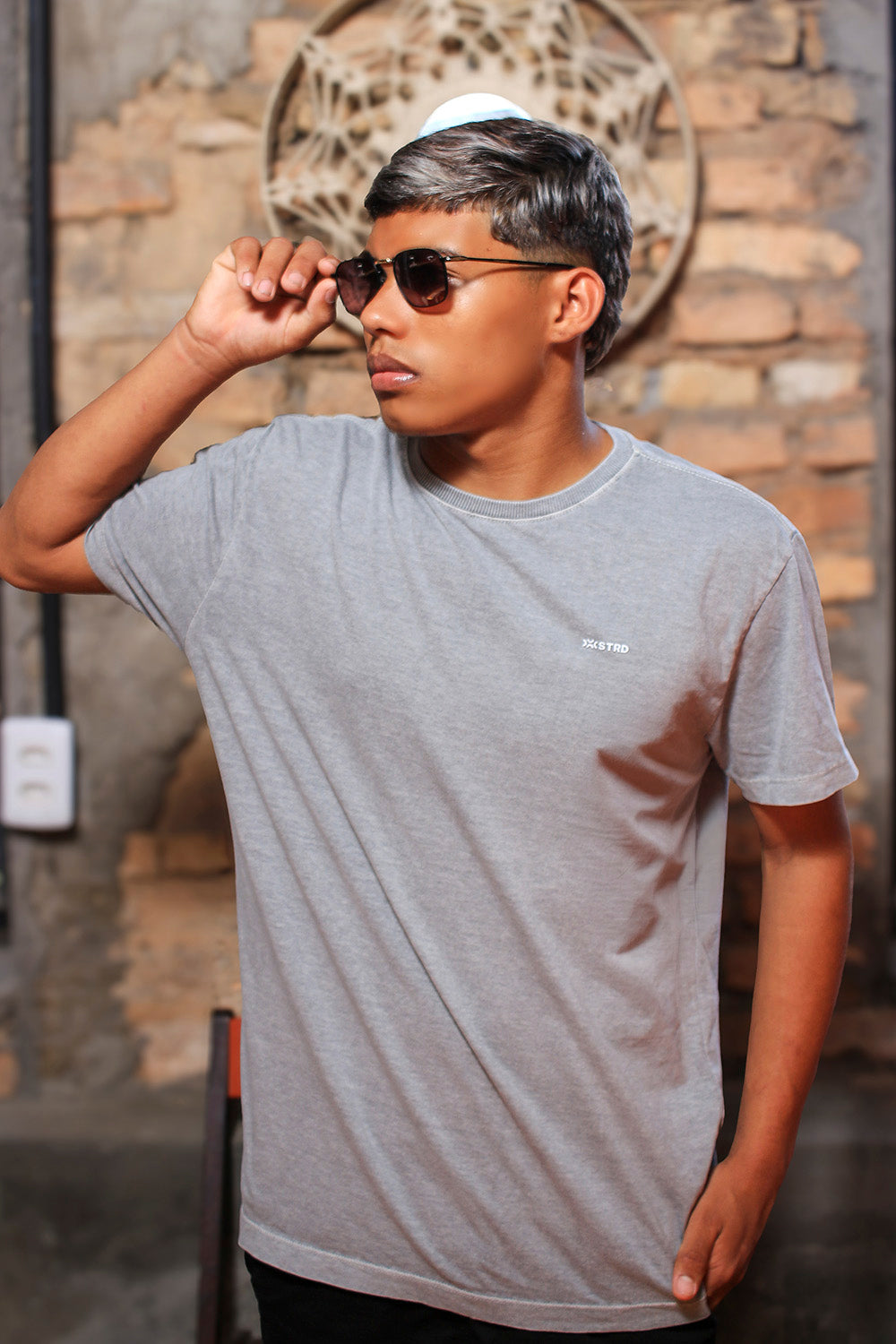 T-shirt Basic Estonada Cinza